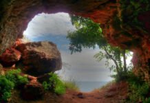 Balchik Kaliakra Yailata Tour cave yailata bulgaria visit