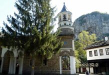 Bulgarian Monasteries drqnovski manastir travel bulgaria