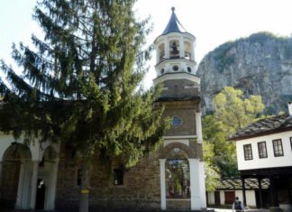 drqnovski manastir travel bulgaria