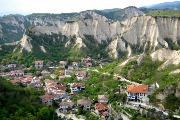 melnik town bulgaria tours