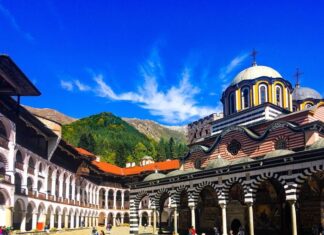Rila Monastery Tour for Spiritual Heritage and Mountain Beauty